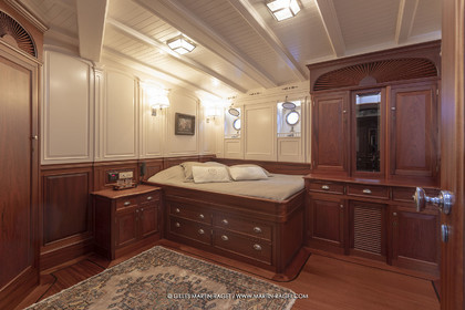 3 masts schooner Atlantic replica