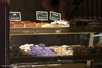 10 06 2012 - Gordes (FRA, 84)