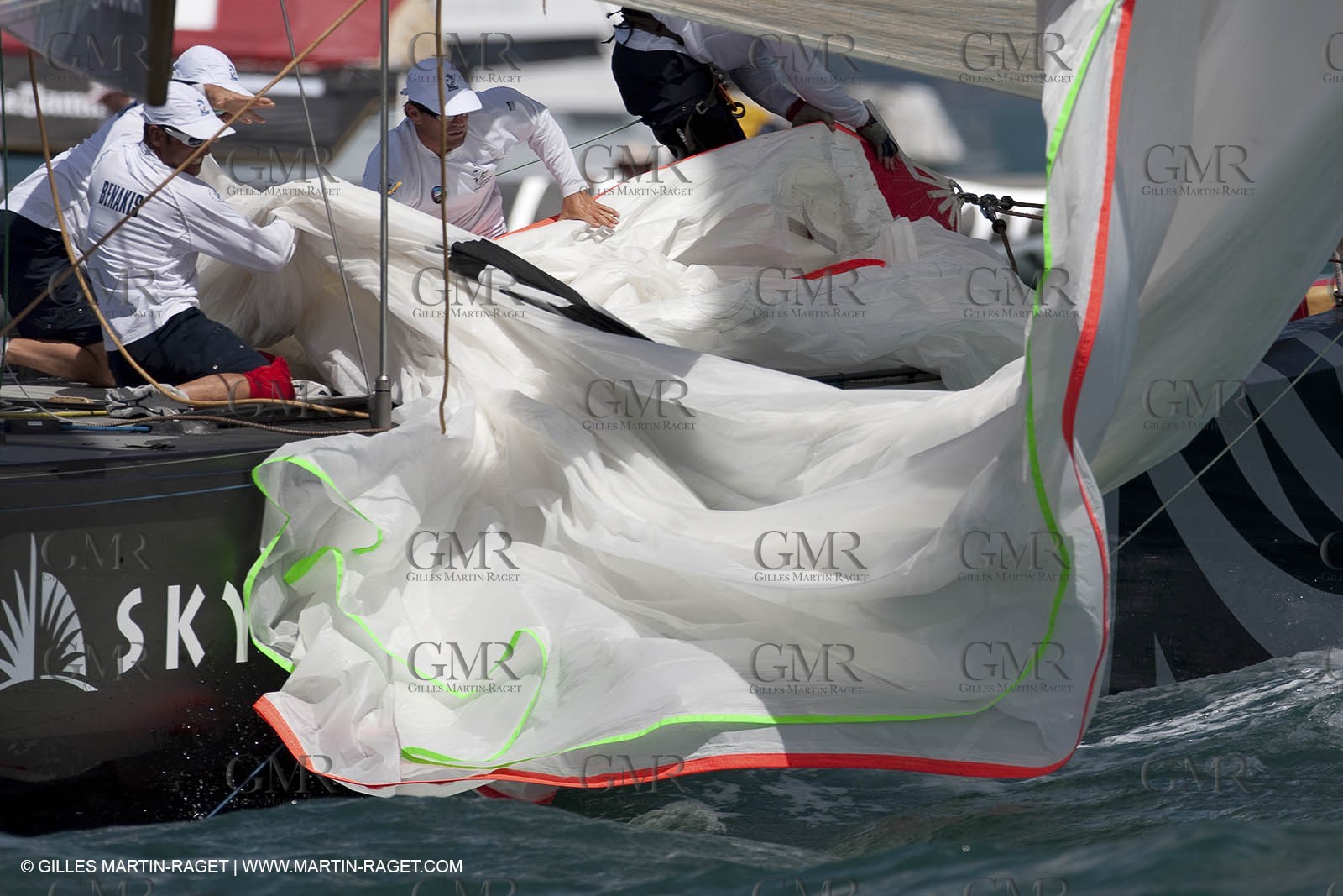 01 02 2009 - Auckland (NZL) -  Louis Vuitton Pacific Series -  Racing Day 3 - Round Robin 1