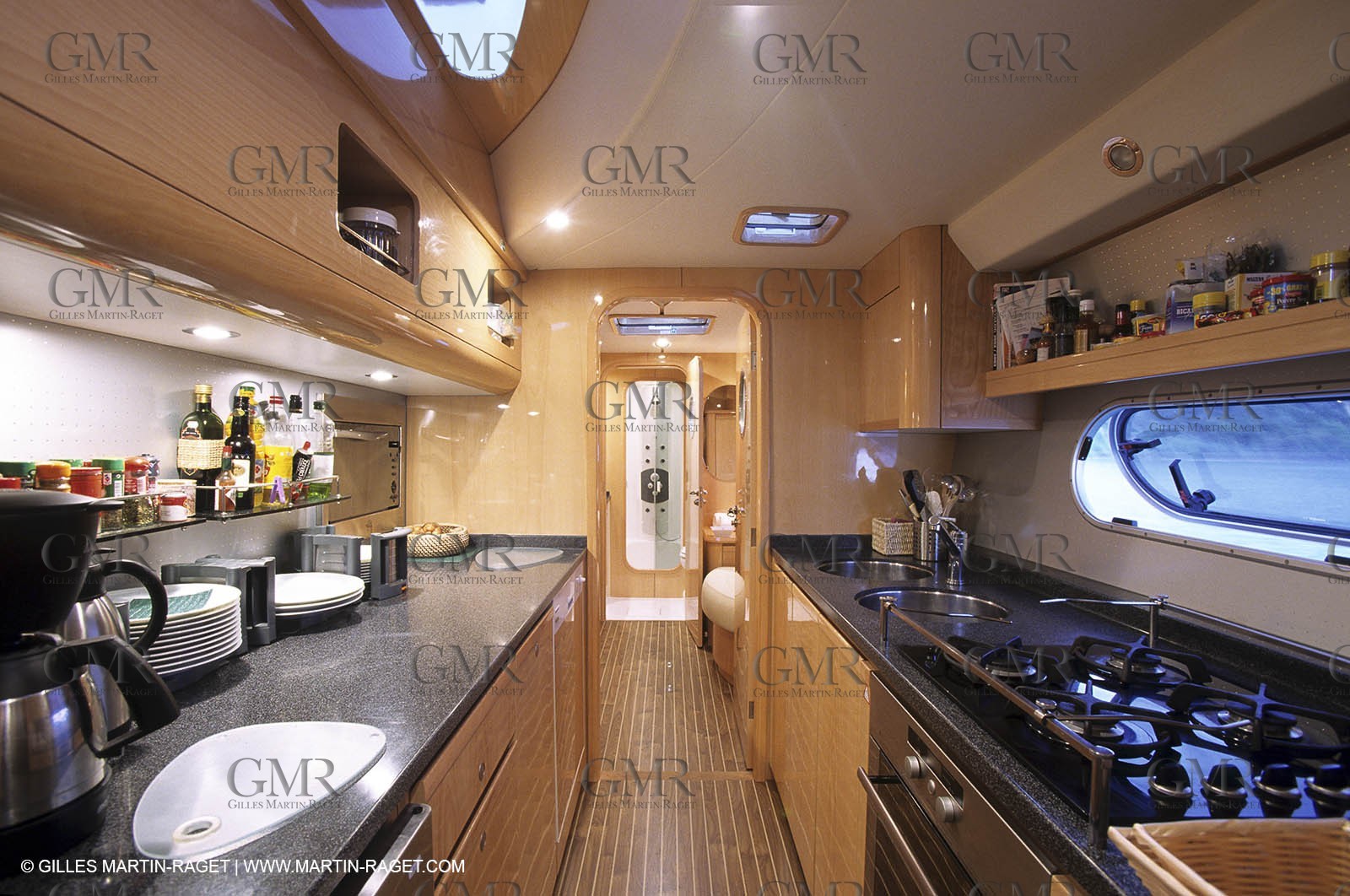 Privilege 585 - Matira - Martinique