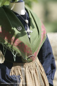 May 2004 - La Tour d'Aigues (FRA, 84) - Old costumes for women of the South exhibition