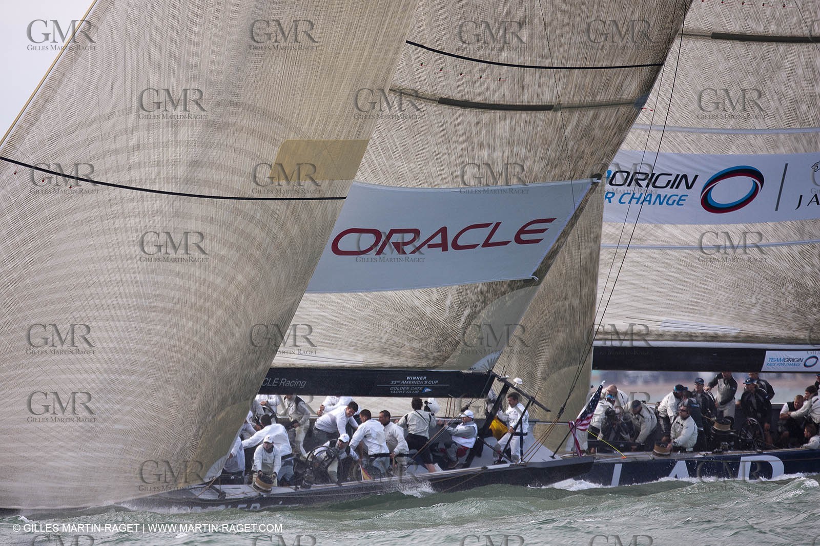 03 08 2010 - Cowes (UK, IOW) - The 1851 Cup -  BMW ORACLE Racing - Day 1.