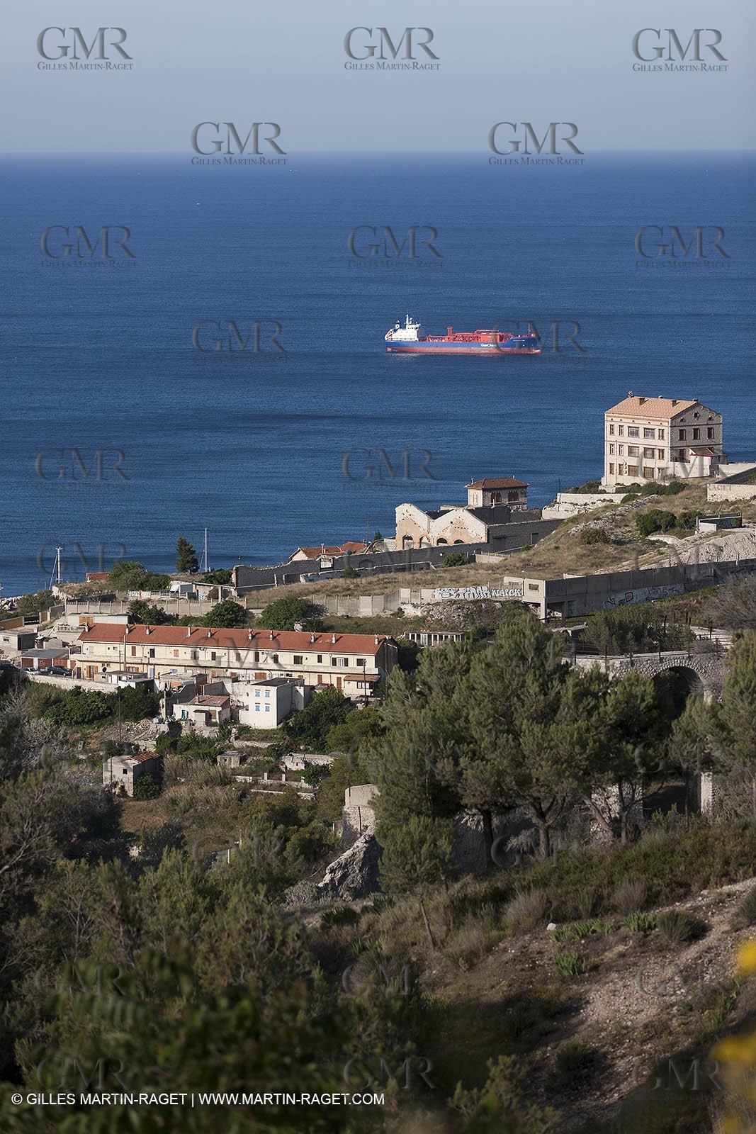 09 06 2012 - Marseille (FRA,13) - La Joliette northern harbor