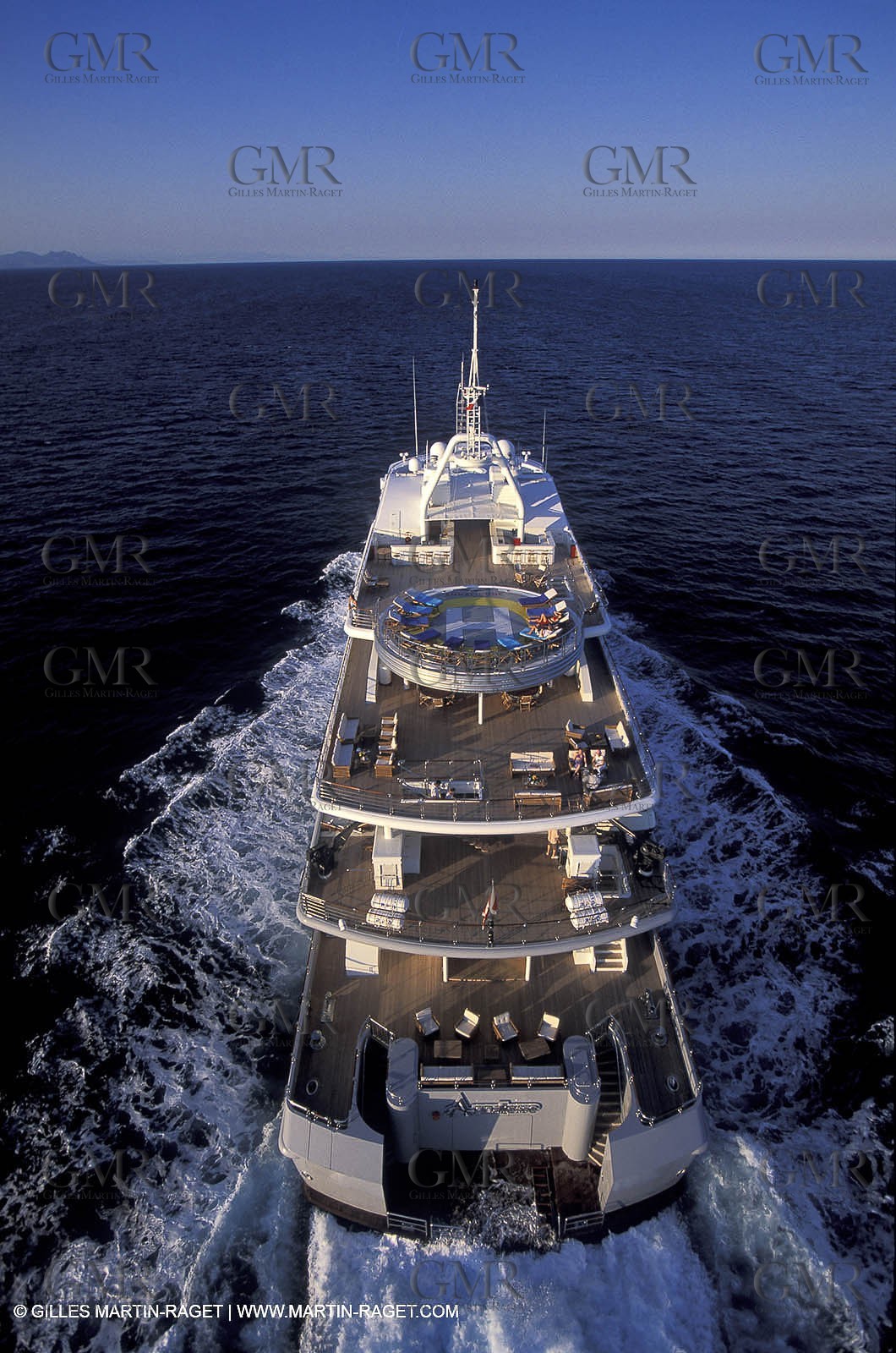 Super motor yachts, Annaliesse