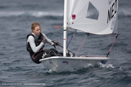 20 04 2010 - Hyères (FRA,83) - SOF 2010 - ZHIK Team - Laser femmes - Marit Bouwmeester