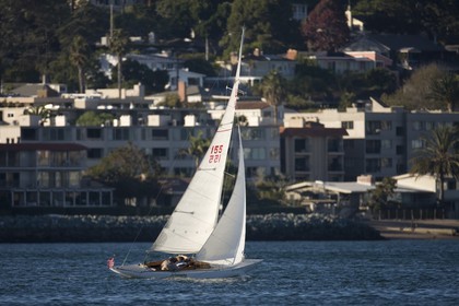 14 11 2008 - San Diego (CA, USA) - America's Cup - BMW ORACLE Racing - 90 ft trimaran sea trials - San Diego