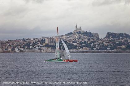 05 14 09 - Marseilles - Mediterranean Record - Groupama 3 - Franck Cammas - G Class - Start from Marseilles to Carthage (Tunisia)