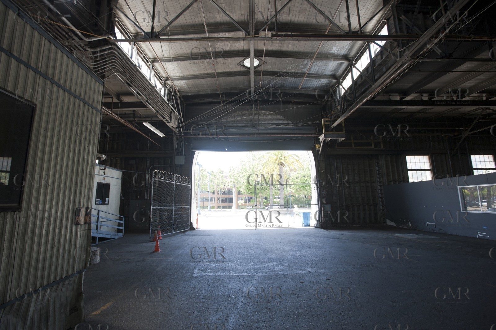 07 06 2011 - San Francisco (USA,CA) - 34th America's Cup - Event sites -  The Piers in their state of origin - Pier 19