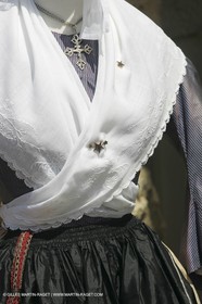 May 2004 - La Tour d'Aigues (FRA, 84) - Old costumes for women of the South exhibition