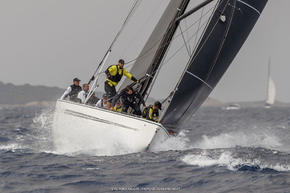 19 06 2024, Porquerolles Island (FRA), Championnat du monde des 12 m JI 2024, Race Day 1