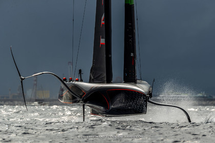 18 09 2024, Barcelona (ESP), 37th America's Cup, Deli-finale Louis Vuitotn Cup, Race Day 4, INEOS Britannia, premier sélectionné pour la finale de la Louis Vuitton Cup