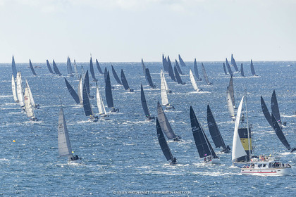28 09 2022? Saint-Tropez,(FRA,83), Les Voiles de Saint-Tropez 2022 Régate N° 2 poup les modernes, navigation libre pour les grandes goélettes