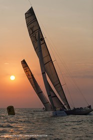 14 11 2010 - Dubai (UAE) - Dubai Louis Vuitton Trophy -  BMW ORACLE Racing - Race Day 1 - Vs All 4 one