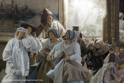27 01 2018; L'isle sur Sorgue (FRA; 84); Les antiquaires; Crèche et santons de Jean-Jacques Bourgeois