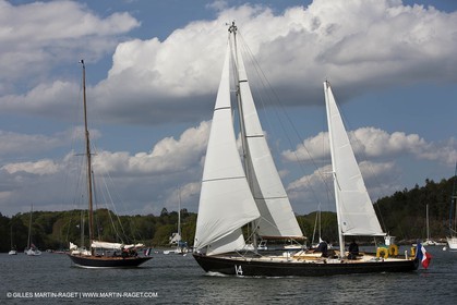19 05 2010- Benodet- (FRA,56)  -  Pen Duick II dans l'Odet