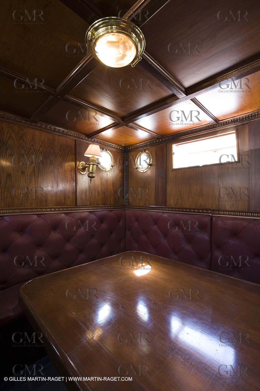 18-05-07 - Monaco - Zaca - Interiors