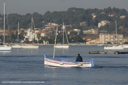 25 11 2005 - Toulon (FRA,83) - petite rade de Toulon