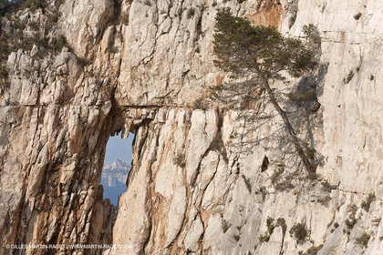 20 03 2009 - Marseille (FRA, 13) - Les Calanques - Pic de l'Eissadon et falaises du Devenson