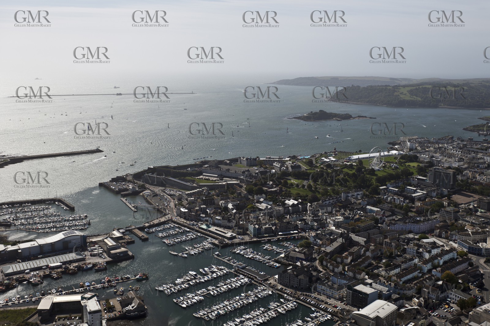 11 09 2011 - Plymouth (UK) - 34th America's Cup - AC World Series - Plymouth 2011 -  Racing Day 2