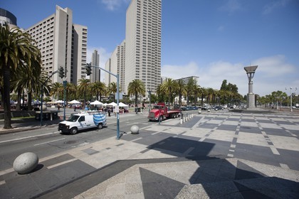 07 06 2011 - San Francisco (USA,CA) - 34th America's Cup - Harry Bridges Plaza