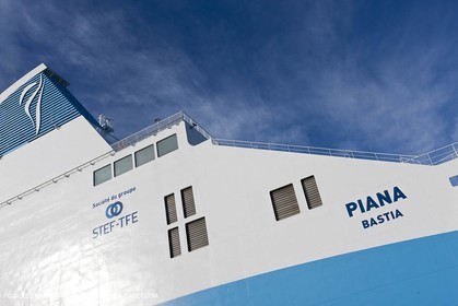 18 12 2011 - Bastia (FRA, Corse) - Armement La Meridionale - le Piana