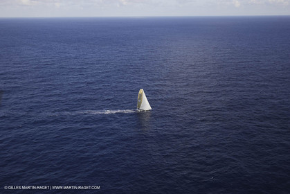05 11 2006 - Pointe à Pitre Guadelupe (FRA) - Route du Rhum 2006 arrival - overall winner Lionel Lemonchois (Gitana 11)