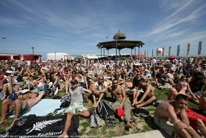 03 06 2007-Valencia (Spain)- 32nd America's Cup - Louis Vuitton Cup Final - Day 3