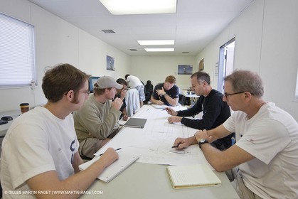 13 10 2009 - San Diego (USA, CA) - 33rd America's Cup - BMW ORACLE Racing - BOR 90 modifications