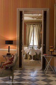 26 03 08 - Saint Rémy de Provence (FRA,13) - Chateau des Alpilles