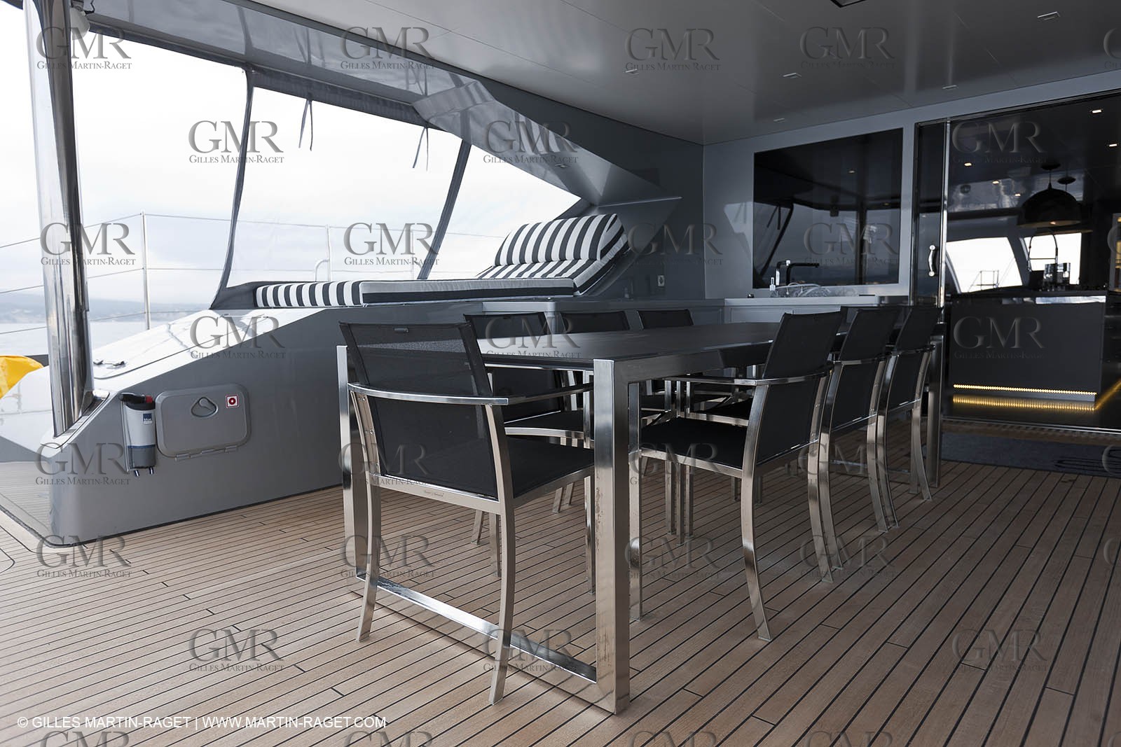 25 02 2011 - La Ciotat (FRA,13) - Super Yachts - Chantier H2X - Cartouche