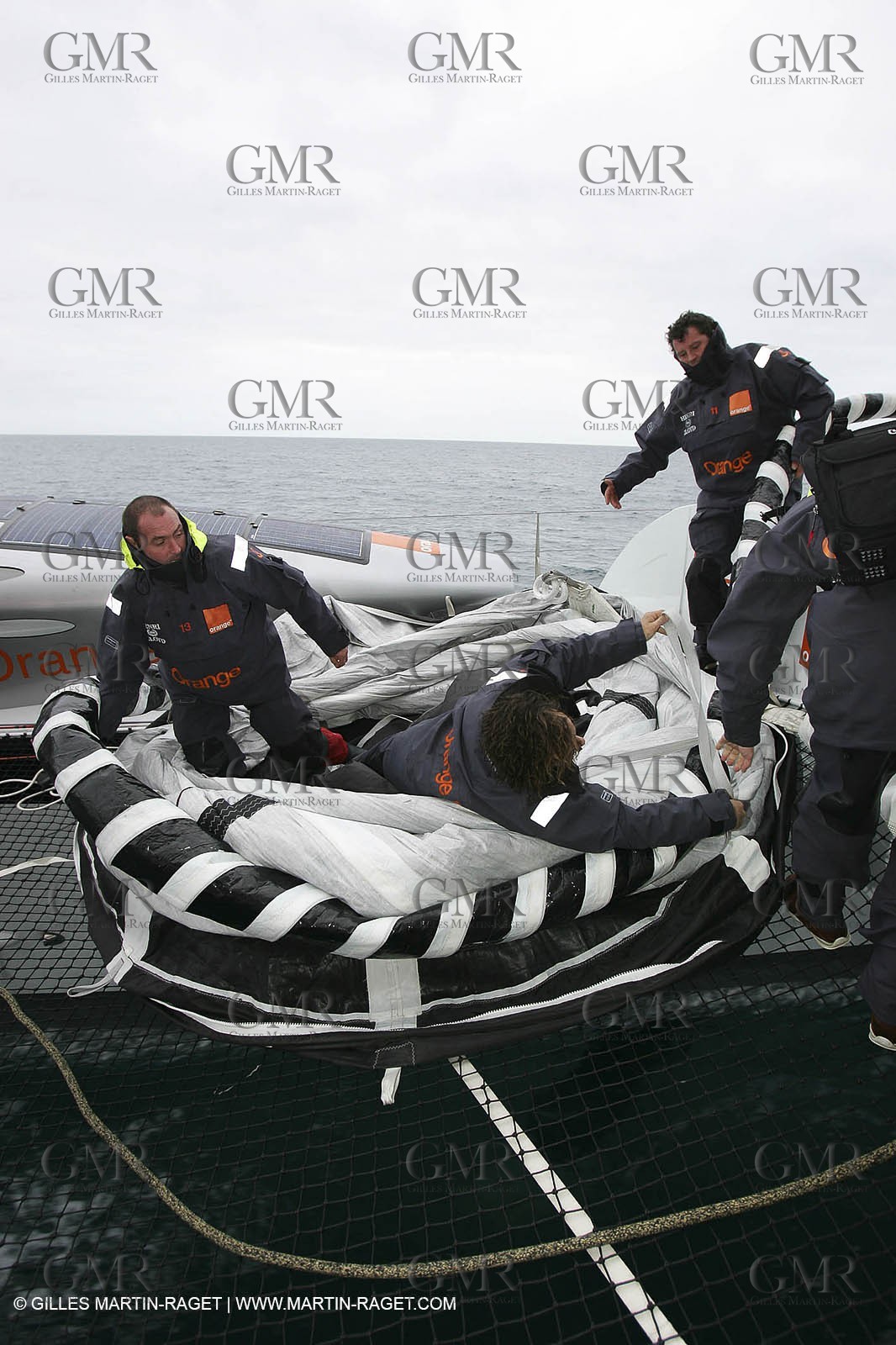 Orange II - Jules Verne Trophy 2005 - Traning Lorient
