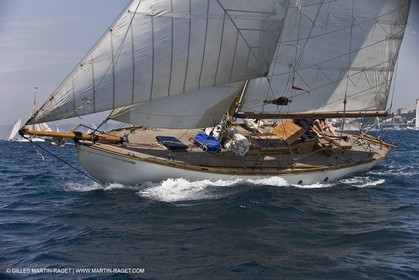 Sailing, Classic yachts, Voiles Vieux Port 2009, Marseille (FRA)
