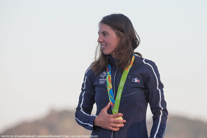 14 08 2016, Rio de Janeiro (BRA), 2016 Olympic Games, Sailing, RSX Women medal ceremony, Charline Picon (FRA)