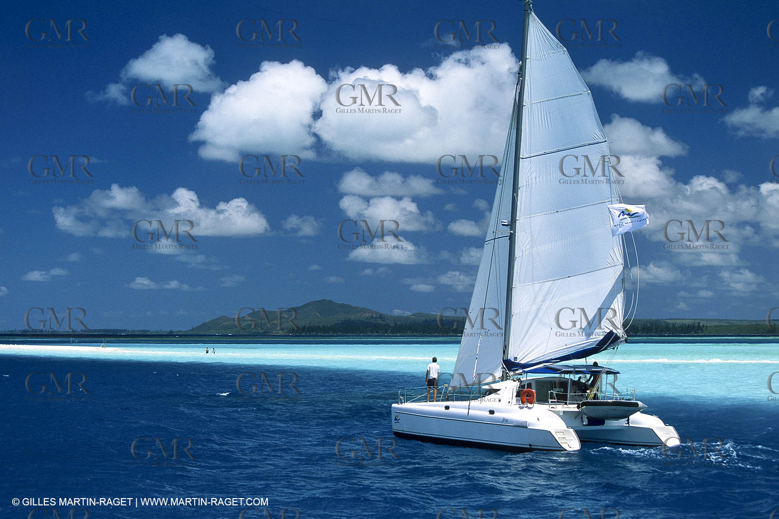 Destinations - South Pacific Ocean - New Caledonia - Pines Island