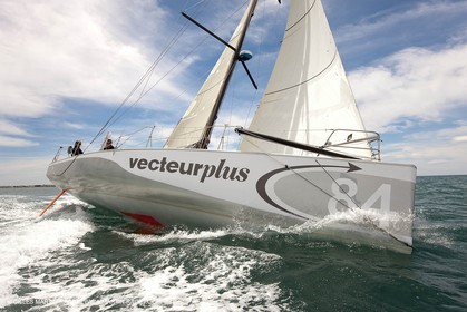 01 06 2010 - Port Camargue (FRA,30) - Class 40 Vecteur Plus, entraînements