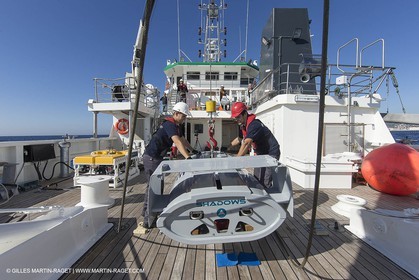 11 09 2014 - la Ciotat (FRA,13) - onboar Al Azzizi, oceanographic research ship buit by H2X boat yard, measure devices manipuation