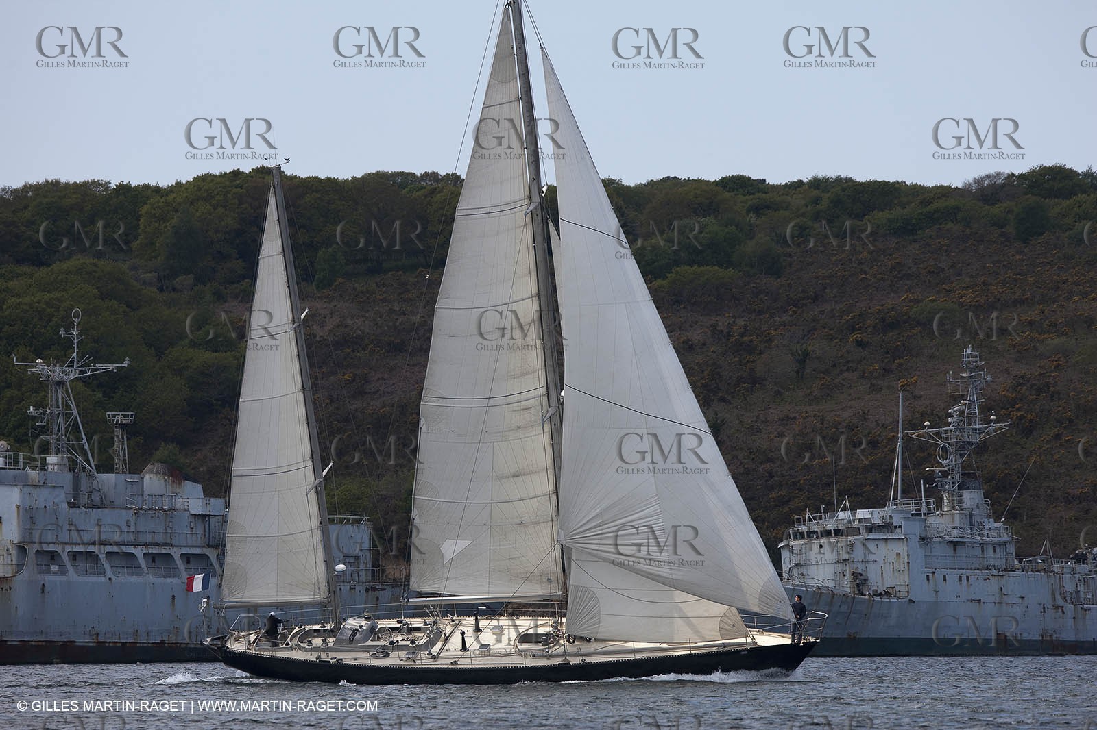 19 05 2010 -  Lanveoc Poulmic (FRA,29) - French Navy School Grand Prix - Pen Duick VI