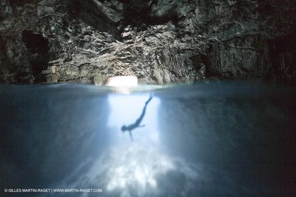 06 05 2009 - Marseille (FRA, 13) - Les Calanques - Morgiou - Le trou du soufleur
