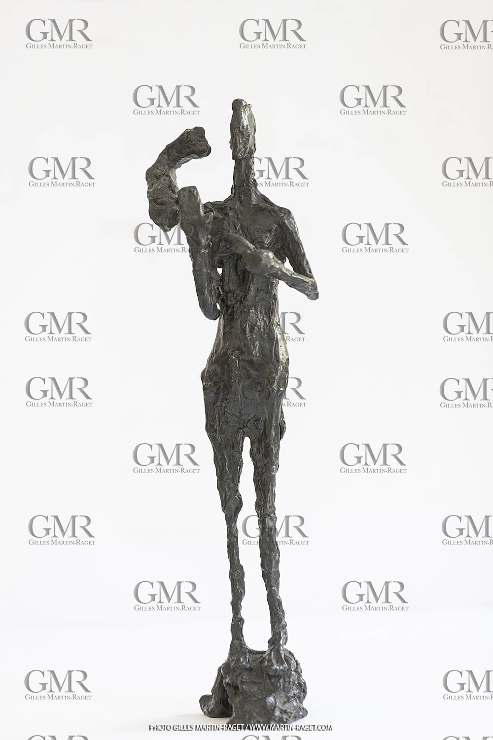 03 08 2020, St Rémy de Provence, (FRA,13), Oeuvre de Germaine Richier, L'Epi 1955, Bronze patiné foncé, Fondeur L.Thinot, Paris, exemplaire d'exposition, 44 x 12,5 x 9 cm, Collection particulière