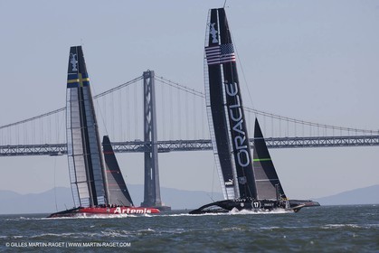 08 02 2013 - San Francisco (USA) - 34th America's Cup - ARTEMIS and ORACLE TEAM USA AC72 training in San Francisco Bay