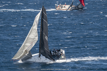 28 09 2022? Saint-Tropez,(FRA,83), Les Voiles de Saint-Tropez 2022 Régate N° 2 poup les modernes, navigation libre pour les grandes goélettes
