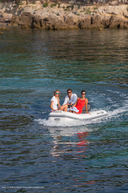 12 09 2016, Cannes (FRA,06), Chantier Fountaine-Pajot, Lucia 40