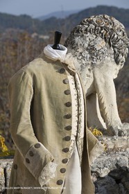 31 10 2013 - Ansouis (FRA,84) - Ansouis castle - Costumes of the exhibit Men costumes