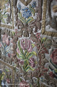 04 02 2013 - Marseille(FRA,13), Notre Dame de la Garde, Vêtements liturgiques