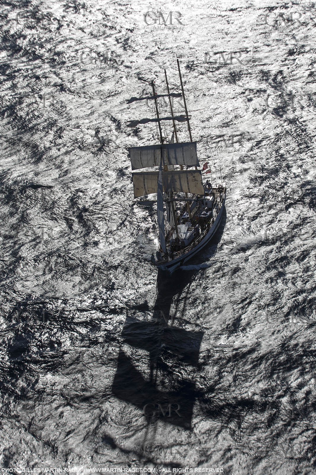 30 09 2013 - Toulon (FRA,83) - Toulon Voiles de Légende - Start towards La Spezia - Royal Elena