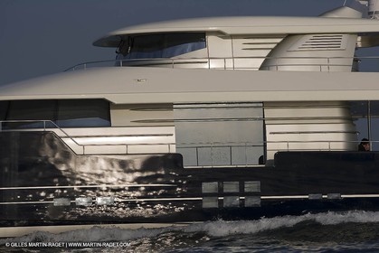 11 06 2007 - Valencia (Spain) - Super Yacht Catamaran Bradley, Gilles Vaton design built by H2X in la Ciotat (France)
