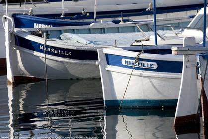 31 08 2007 - Marseille (FRA, 13) - Barques dans le Vieux port