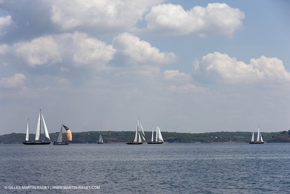 19 05 2010- Brest  - (FRA,56)  -  Les Pen Duick en rade de Brest