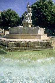 Marseille historical heritage (check keywords for more infos) Fontaine Réformés