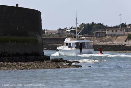22 06 2009 - Ile d'Yeu (FRA,85) - Chantier Bénéteau - Trawler 34